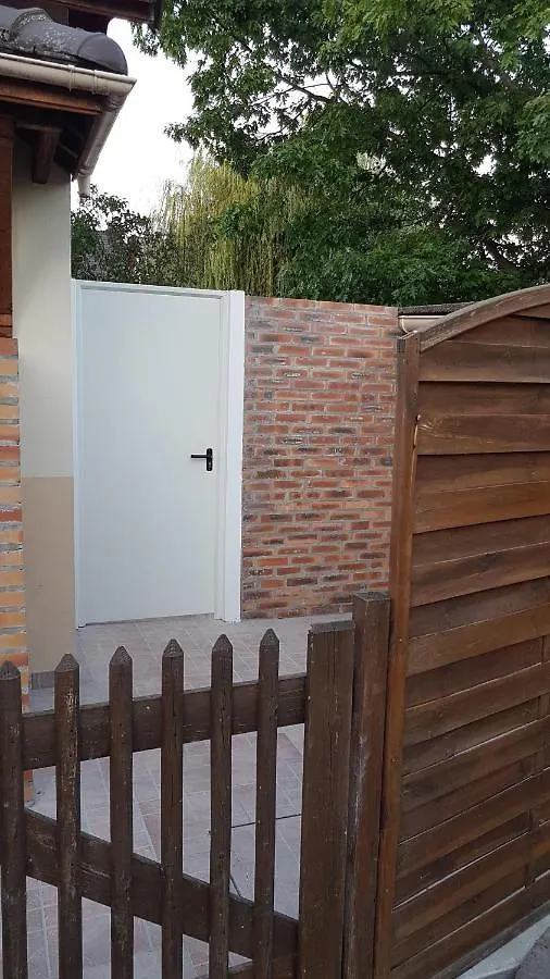 Apartment Charmant Studio De 30 M2 Tres Calme Avec Sa Grande Belle Terrasse Et Son Jardin Privatif Tremblay-en-France