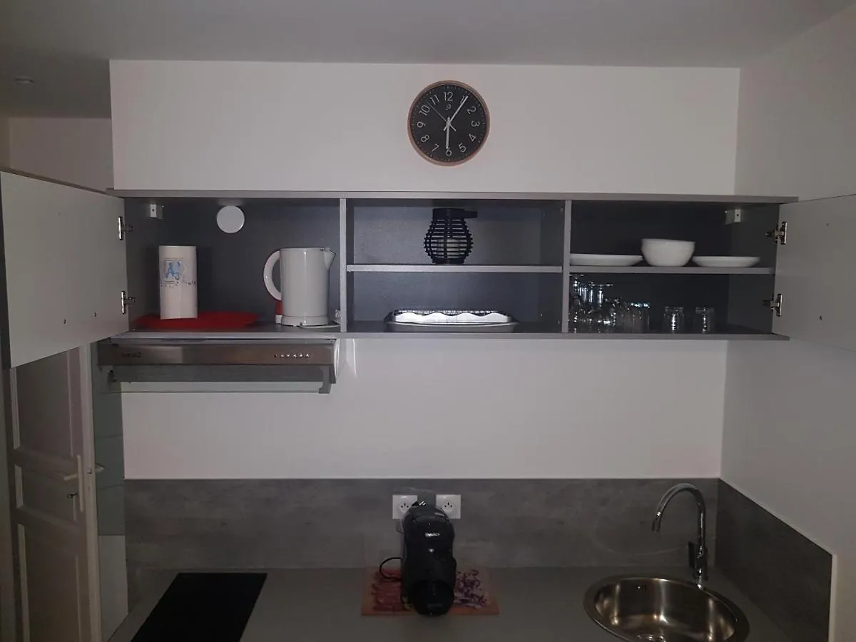 Apartment Charmant Studio De 30 M2 Tres Calme Avec Sa Grande Belle Terrasse Et Son Jardin Privatif Tremblay-en-France